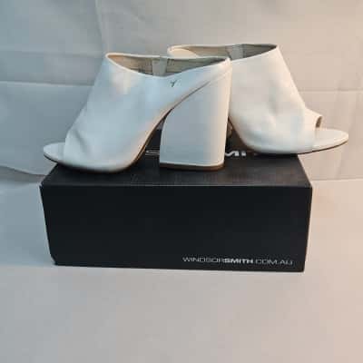Windsor Smith  Size 9 White slide heels