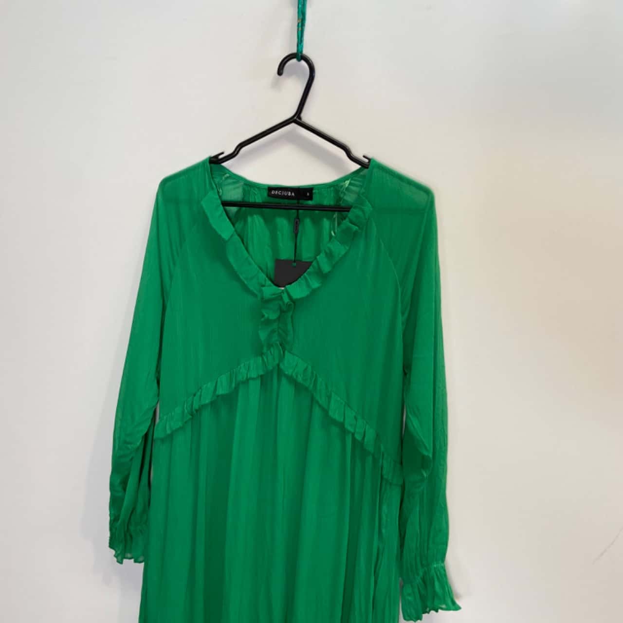 Decjuba Womens Size S Long Sleeve Midi Willow Ruffle Dress Green BNWT RRP  $139.95(s)