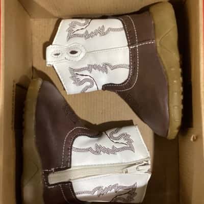 Baxter Australian made size 1 baby boots 
