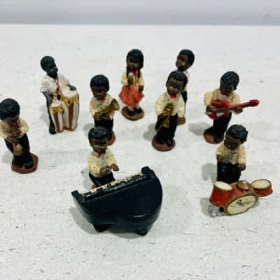 Jazz Band Style dwarf  9 Figurine Set w/ piano drums & other musical instruments 