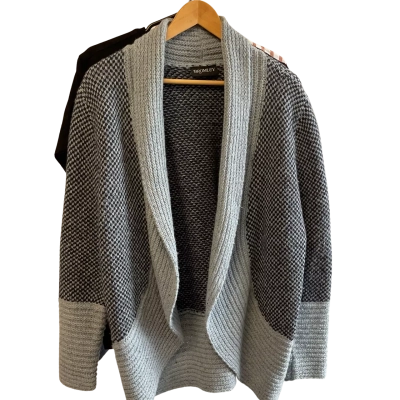  BROMLEY Womens open cardigan- free size-  Size M Pattern 