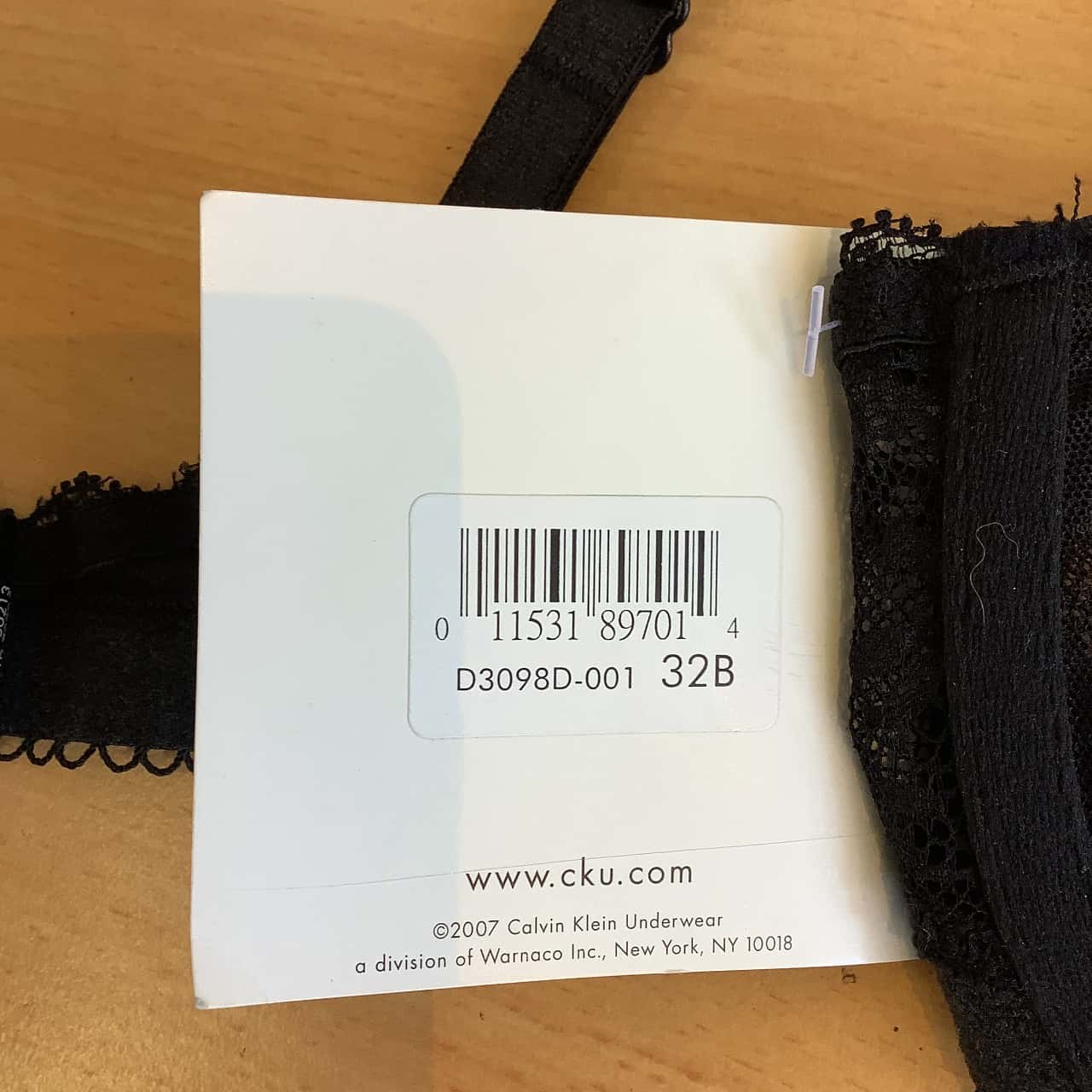 BNWT Calvin Klein Women's Size US 32B Perfectly Fit Lace Bra Black (s)