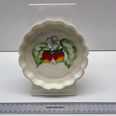 Maureen Sims Signed Studio Pottery Fluted Ceramic Tart Quiche Dish Strawberry