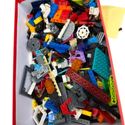 1 kg of Lego (red box)