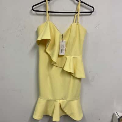 Sheike Womens  Size 10 Mini Sleeveless Dress Sunkiss Butter Yellow 