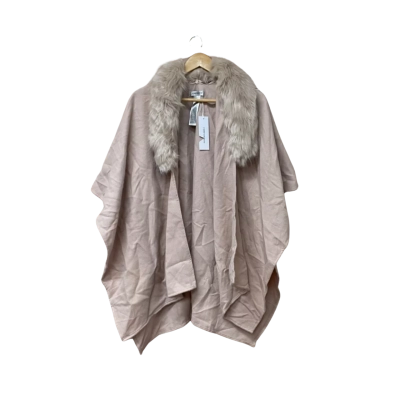 BNWT Forever New Womens One Size Faux Fur Cape RRP $89.99