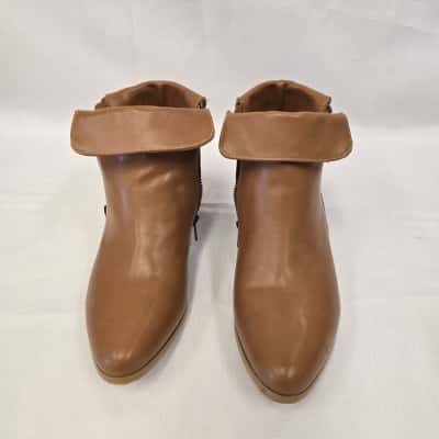 I Love Billy Womens  Size 38 Tan Ankle Boots 