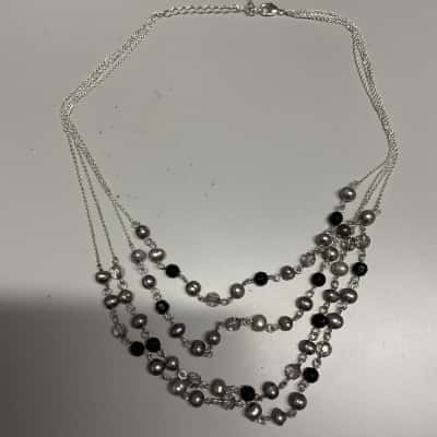  Womens Beaded Necklace Black  / Grey / Silver tones with pearls