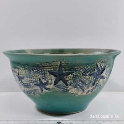 Hand Made Earthy Starfish Serving Bowl Signed Green Blue Glaze Netting 