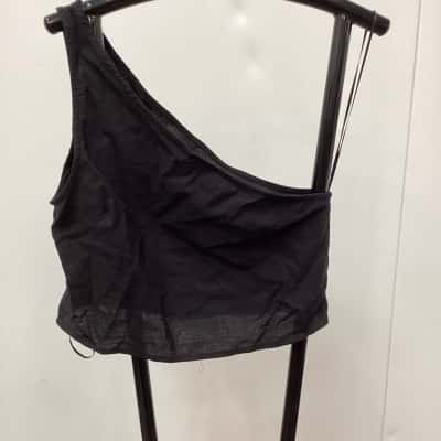 Alice In The Eve Womens  Size S Off-the-shoulder Top 