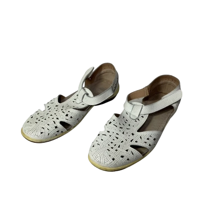 Rivers Leathersoft Womens Size 41 White Cut-out Detail Leather Flat Shoes