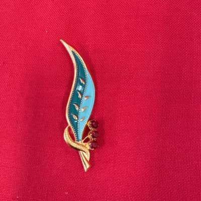  Women's Green Enamel with Red Rhinestones Leaf Flower Brooch 
