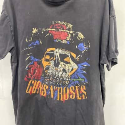 Guns and Roses Mens  Size M Short Sleeve T-shirt Black  