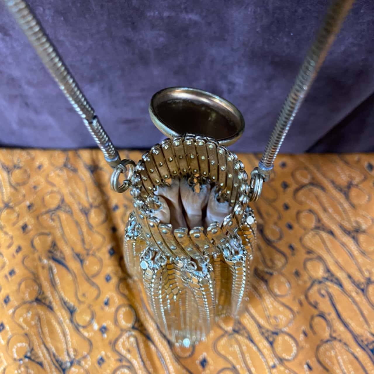 Vintage Gold Glomesh Expanding Top Coin Purse (s)