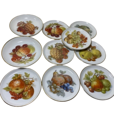 vintage Bareuther Waldsassen Bavaria porcelain fruit plates featuring colorful fruit motifs and delicate gold rims