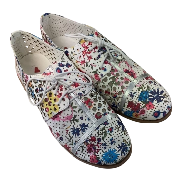 I Love Billy Womens  Size 38 Loafers Floral 