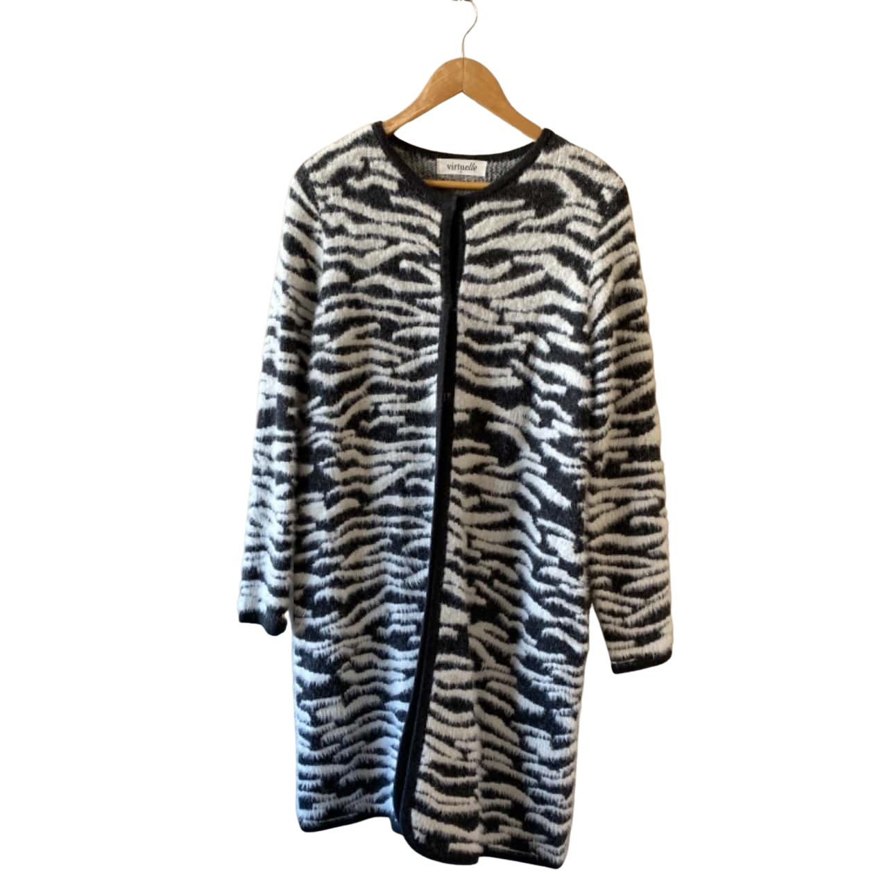 ** REDUCED ** Virtuelle Women's Size XS Long Grey And White Cardigan (s)