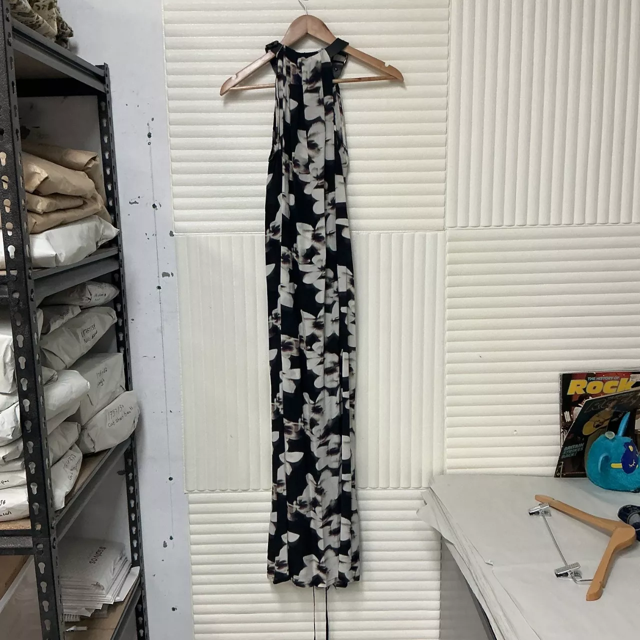scanlan theodore silk print halter dress Floral With Leather & Front Split Size 8 - Used Very Good party_dress