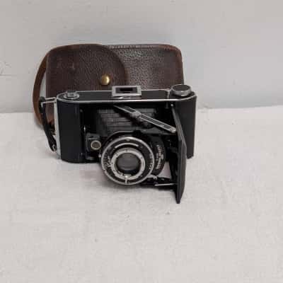 Vintage Ensign Epsilon Selfix 420 Camera + Leather Case