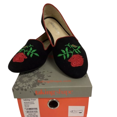 Taking Shape Womens  Size 39 / 8 Loafers 