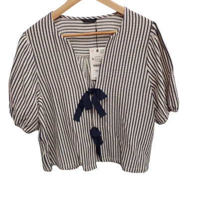 Zara Womens  Size XL 3/4 Sleeve Top Beige / Black  / Striped 