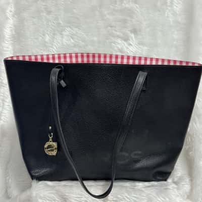  Womens Black  / Red tote bag