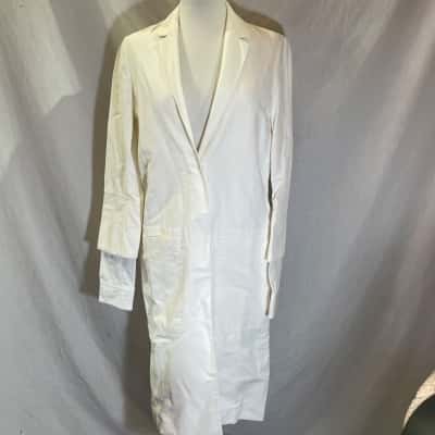 Lee Mathews Size 0 longline Coat White 
