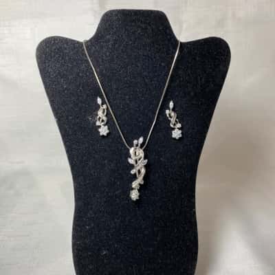  Women’s 925 Sterling Silver White Stone Necklace & Earrings Set