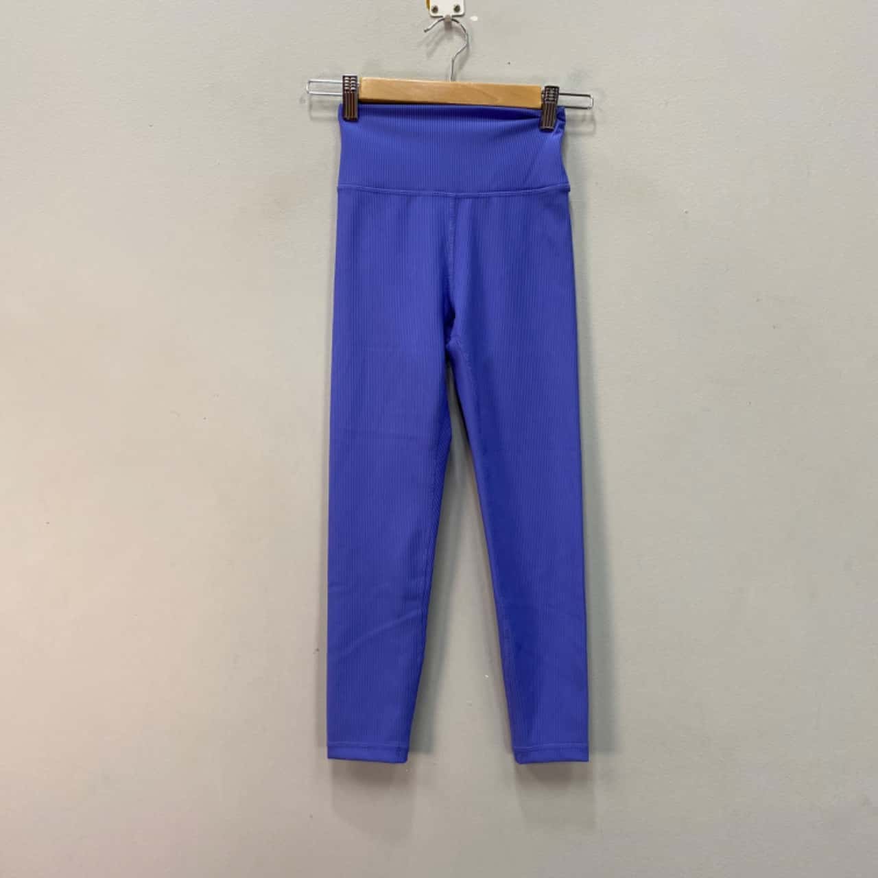 Cropped Hoodie The Violet Book of Match® – adorè