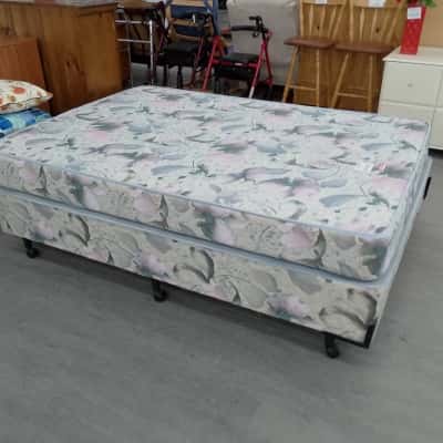 Double bed ensemble 
