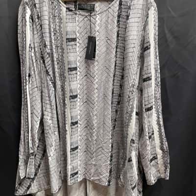 Marco Polo Plus Womens Size 20 Etch Print Top