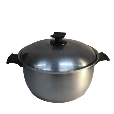 Vintage Rena Ware Stock Pot/ Dutch Oven