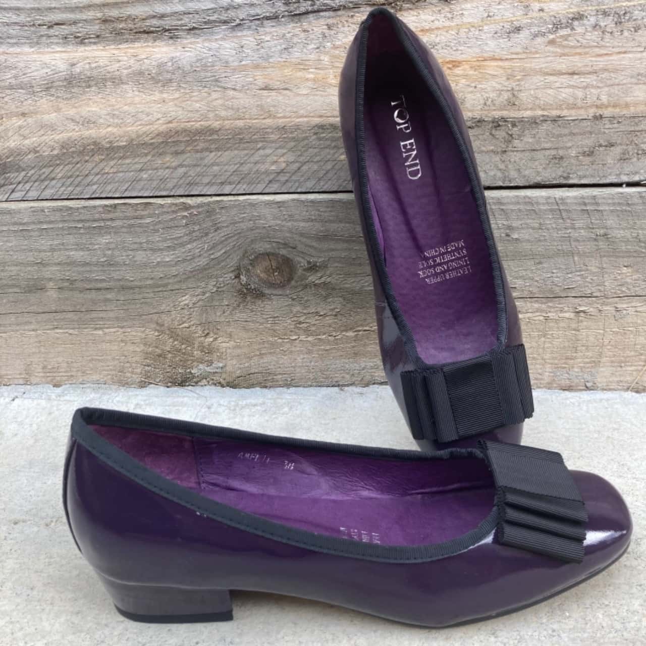 purple flat shoes