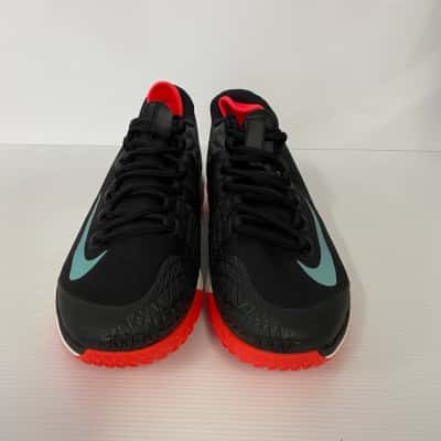 Nike Zoom Melbourne Tennis Shoes - Size 10 Brand new