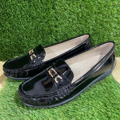  Womens  Size 41 Flats Black  