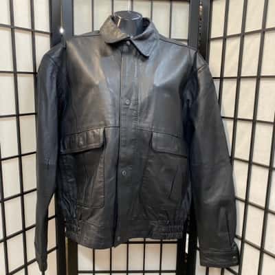 Saddlery Mens  Size 105 Front Zipper Black- leather jacket 