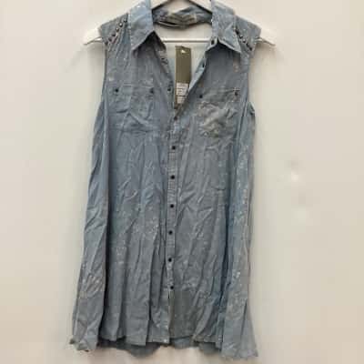 BLESSED ARETHE MEEK -  Starlight Dress Size 1 Chambray Blue 