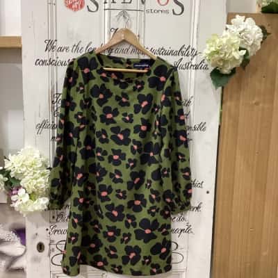 Princess Highway Brand FLORAL PATTERNED MIDI DRESS! Womens  Size 10 Floral Dress / Long Sleeve Dress / Midi Dress Floral / Khaki / Pattern 