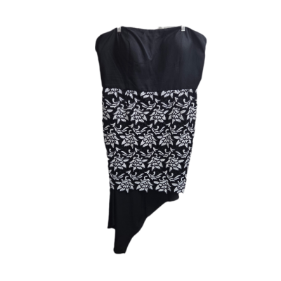 City Chic Black White Embroidered Lace Strapless Dress Size L (AU 20) Asymmetric Hem