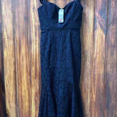 Forever New  Size 8 Navy Blue lace semi formal dress new 