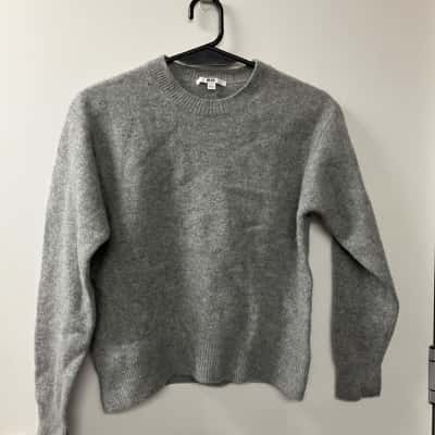 Uniqlo Mens  Size S Crew Neck Jumper Grey 