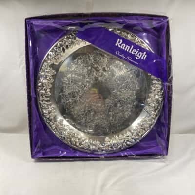 Ranleigh quality silverware serving plate 