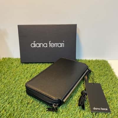 Womens black wallet 