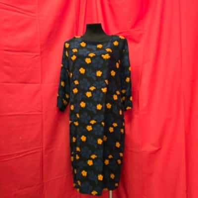 Capture Womens  Size 22 Simple Lines Shift Dress - Hibiscus Design