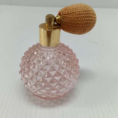 Vintage Pink Glass Perfume Bottle with Atomiser Bulb #VintagePerfume #Glassware #Collectibles