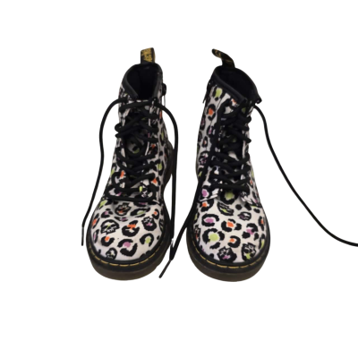 Kids Brand New!!! Dr Martens (Delaney) Air Wair Bouncing Soles Size 12 (US) `11 (UK) 29 (EU)