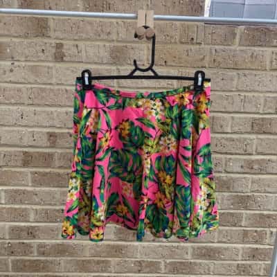 Forever New Womens colourful mini skirt  Size 12 
