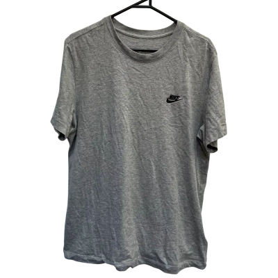 The Nike Tree Mens  Size XL T-Shirt 