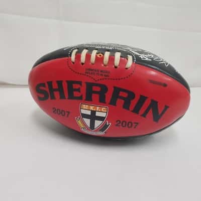 AFL St Kilda Football Club Signed Football 2007