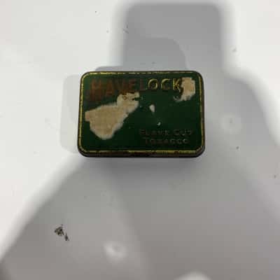Havelock flake cut tobacco tin